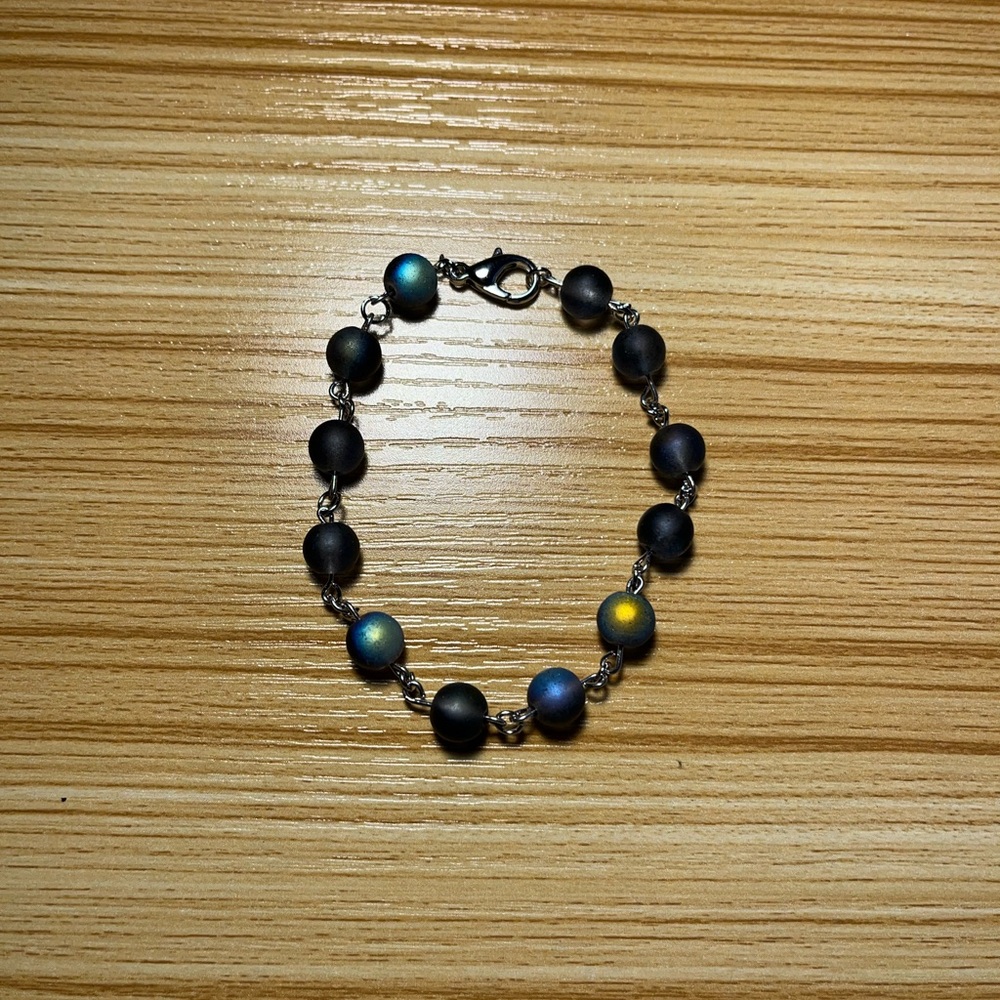 Elegant Black and Blue Beaded Bracelet